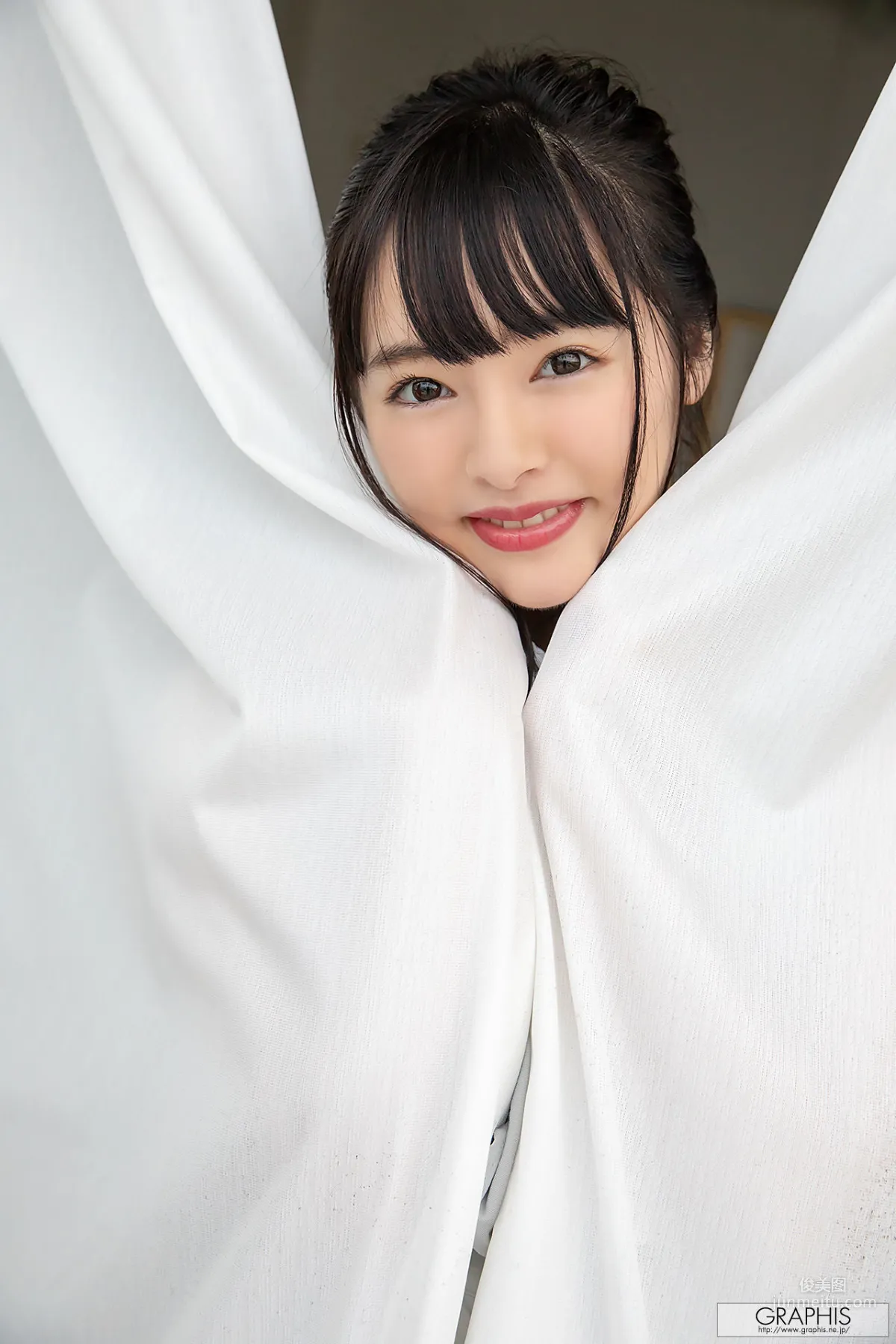 小倉由菜《Yunacent Cute》 [Graphis] Gals 写真集27