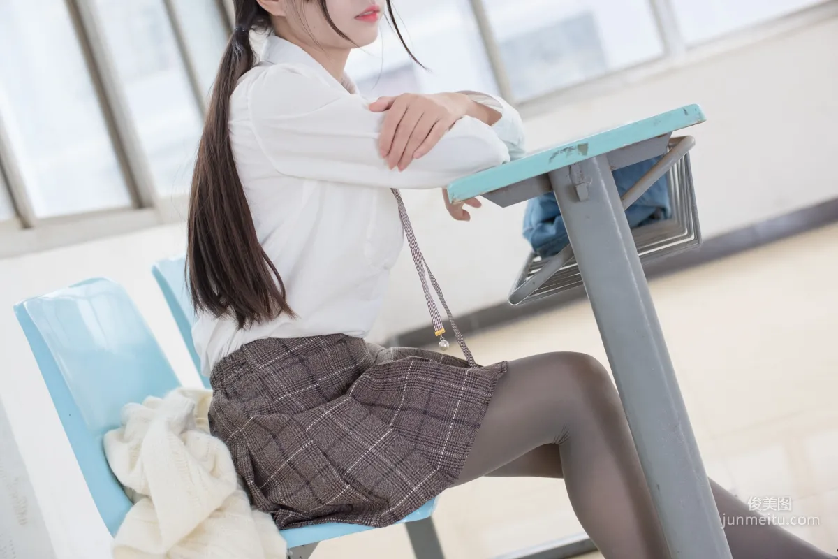 《灰丝学妹》 [森萝财团] R15-042 写真集8