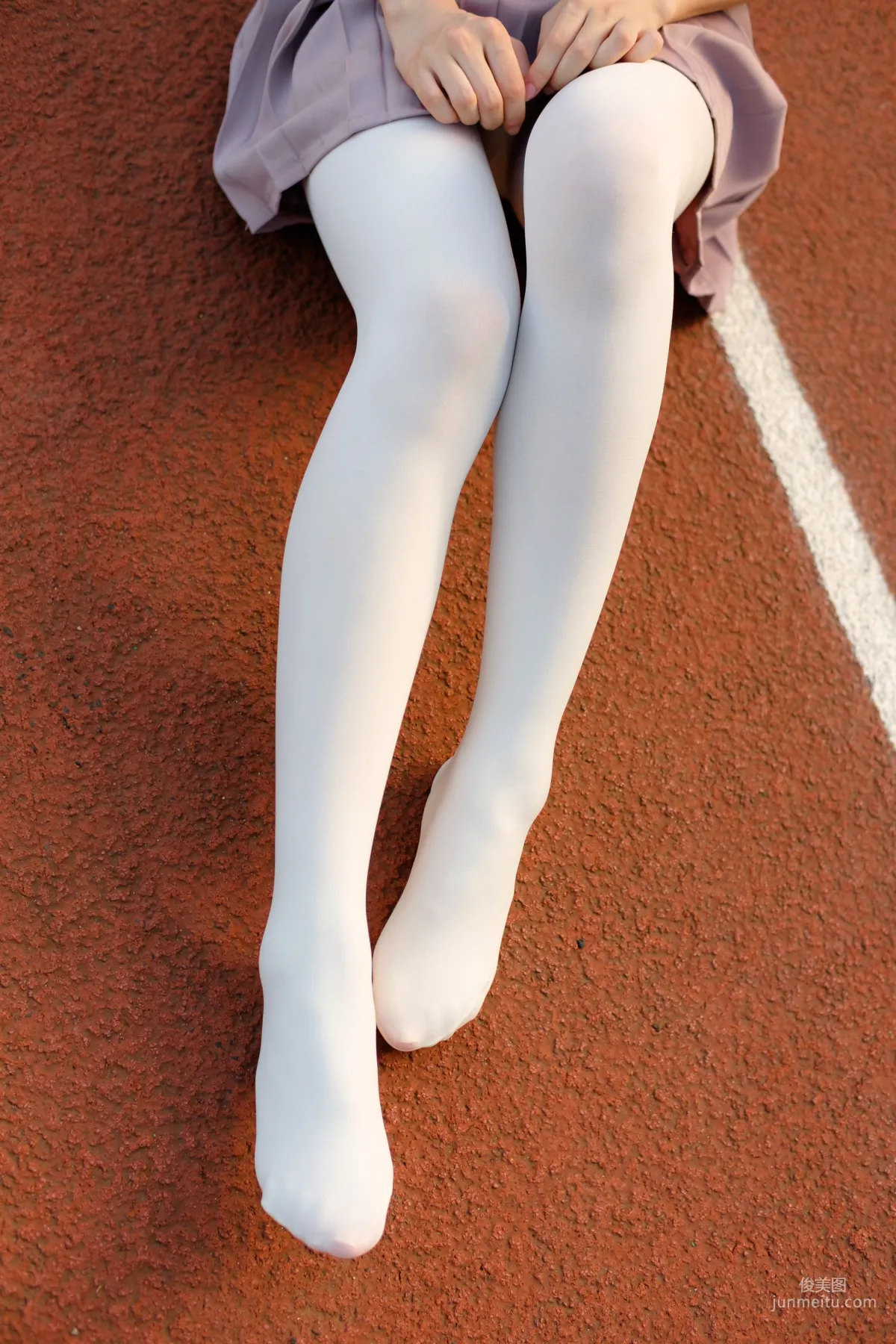 《操场上的白丝》 [森萝财团] R15-030 写真集63