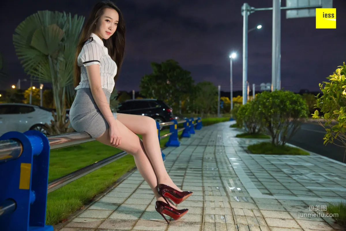 Uniform Yun Yun Under the Streetlight [IESS] Devil Wednesday Special Issue 29 Photo Set photo 7