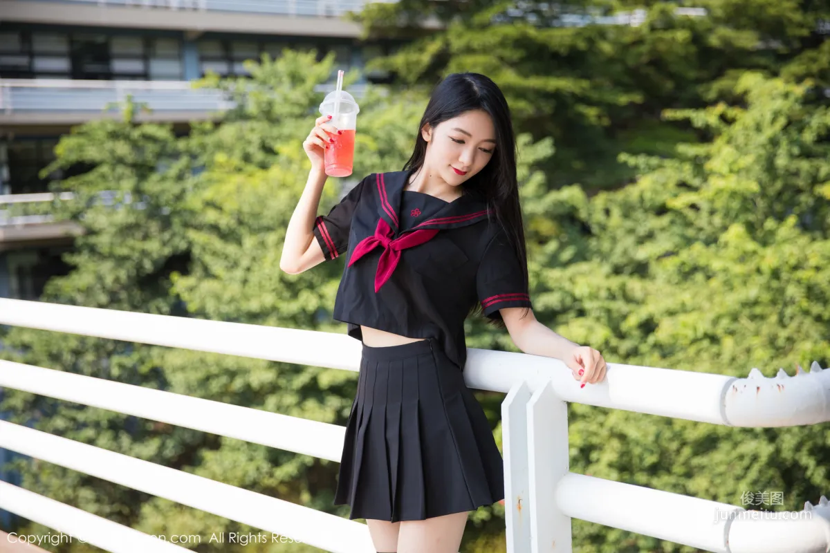 Angela Xiao Reba, Car Shoot Stockings Beautiful Legs [XiuRen] No.1156 Photo Set photo 5