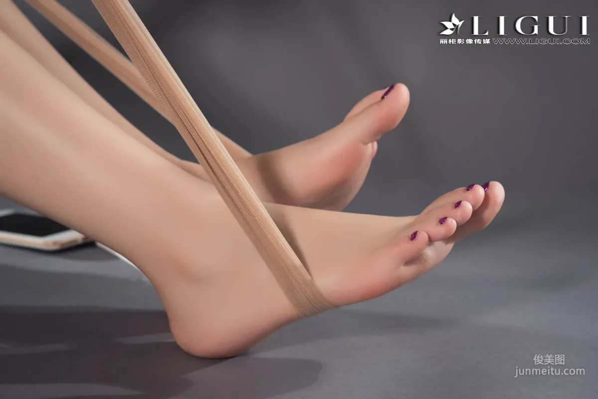 腿模大池《肉丝高跟OL》 [丽柜Ligui] 网络丽人 写真集46