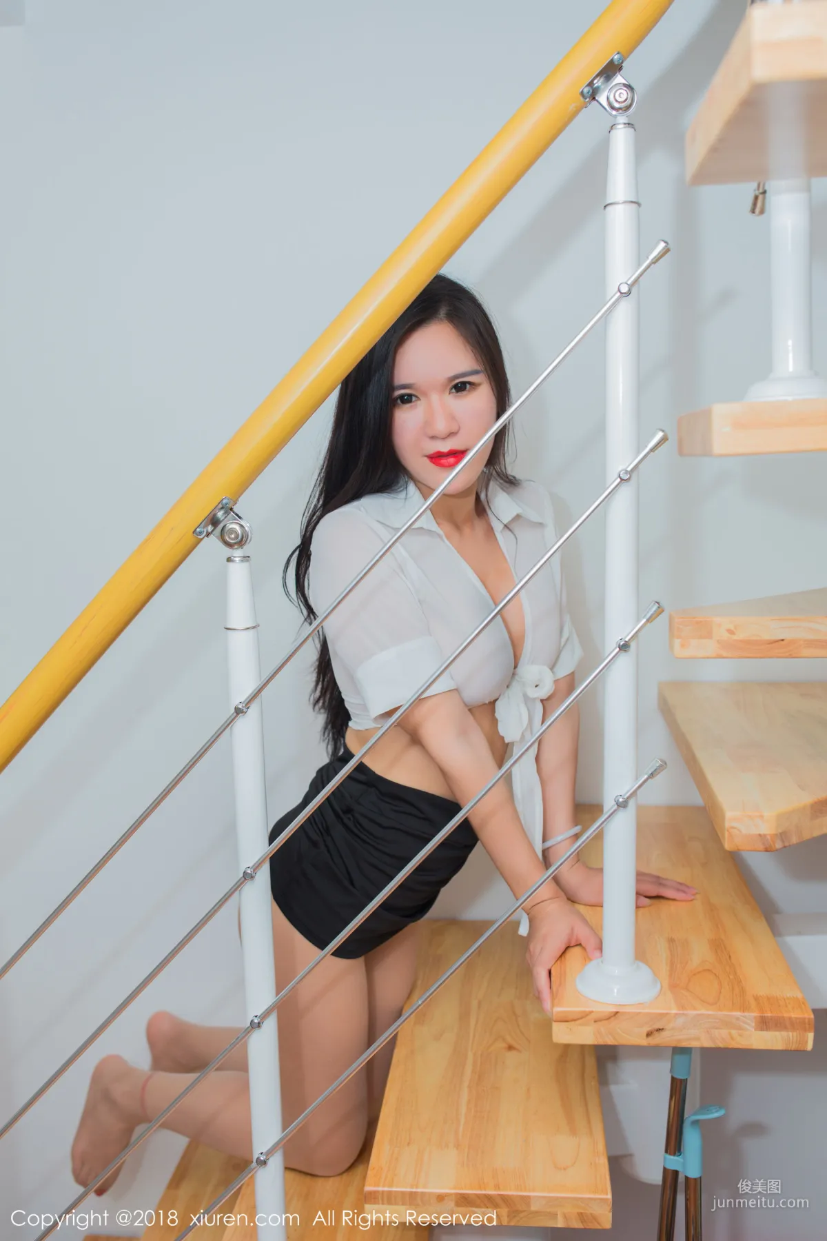 Wang Zilin, Big Breasts and Curvy Butt Hot OL Stockings Seduction [XiuRen] No.1160 Photo Set photo 30