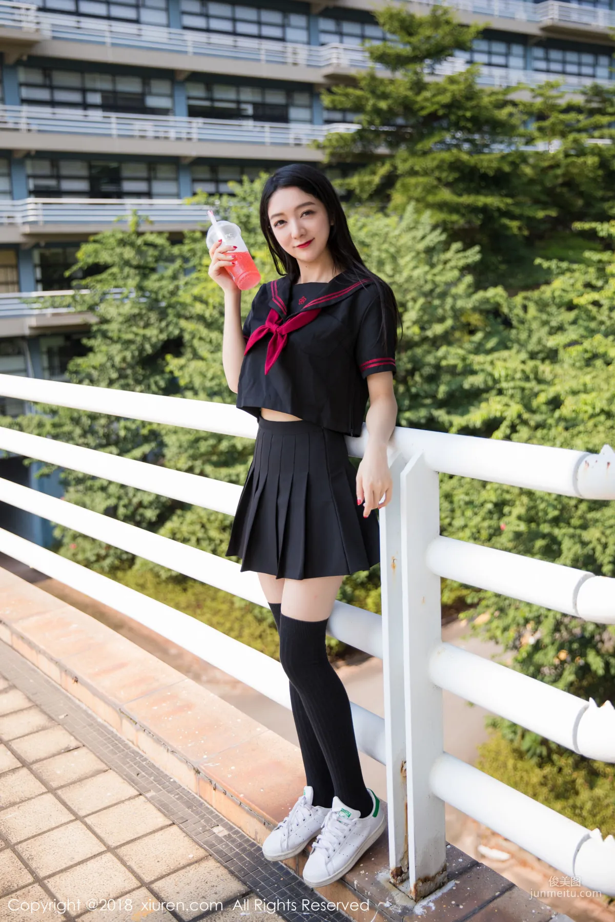 Angela Xiao Reba, Car Shoot Stockings Beautiful Legs [XiuRen] No.1156 Photo Set photo 6
