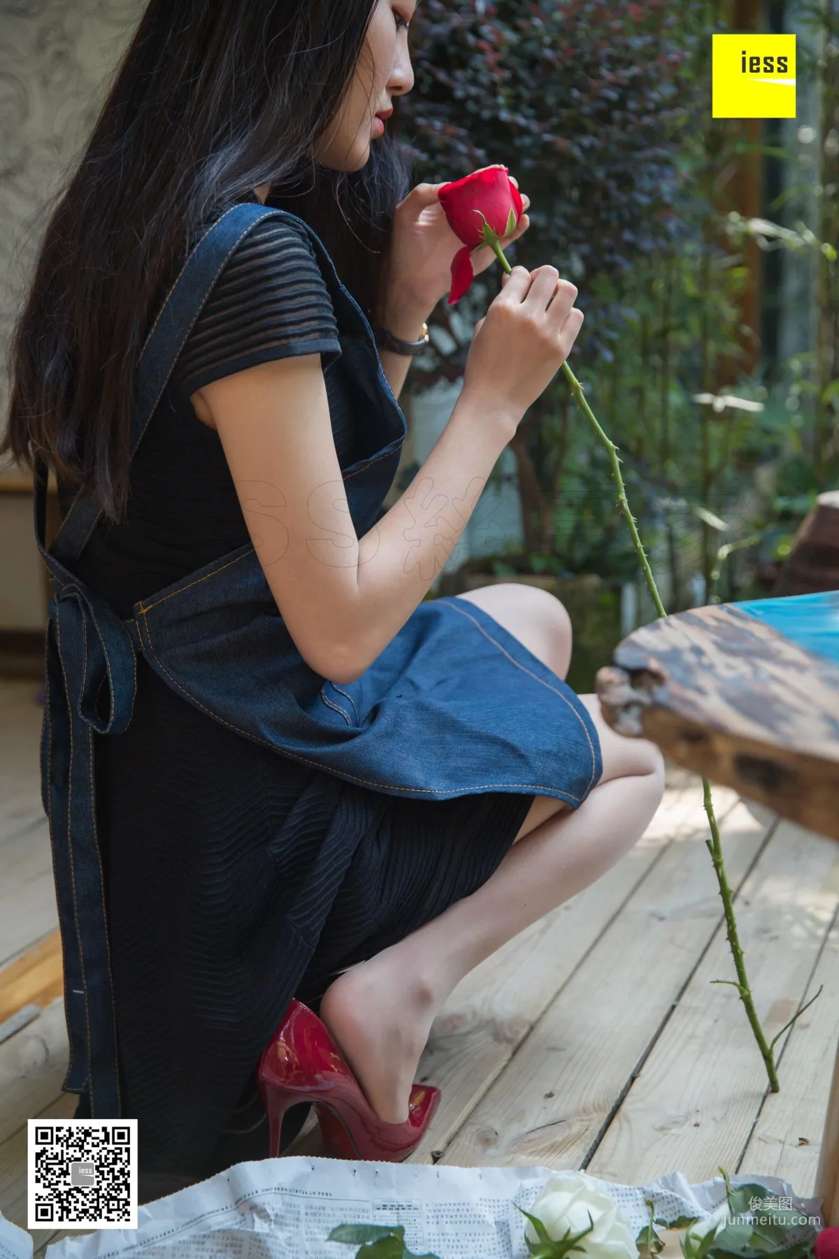 Wan Ping: IESS 《 》 30 photo 30