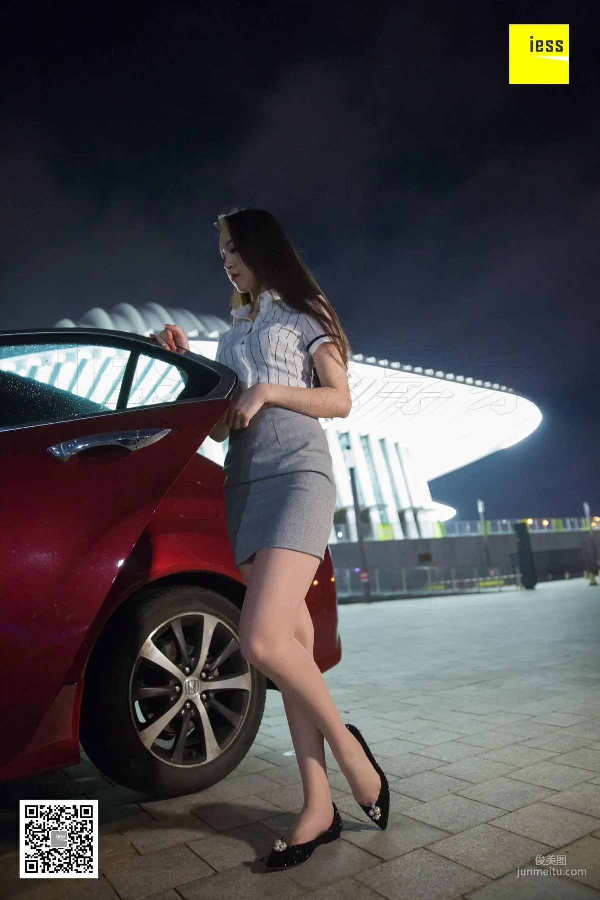 Uniform Yun Yun Under the Streetlight [IESS] Devil Wednesday Special Issue 29 Photo Set photo 96