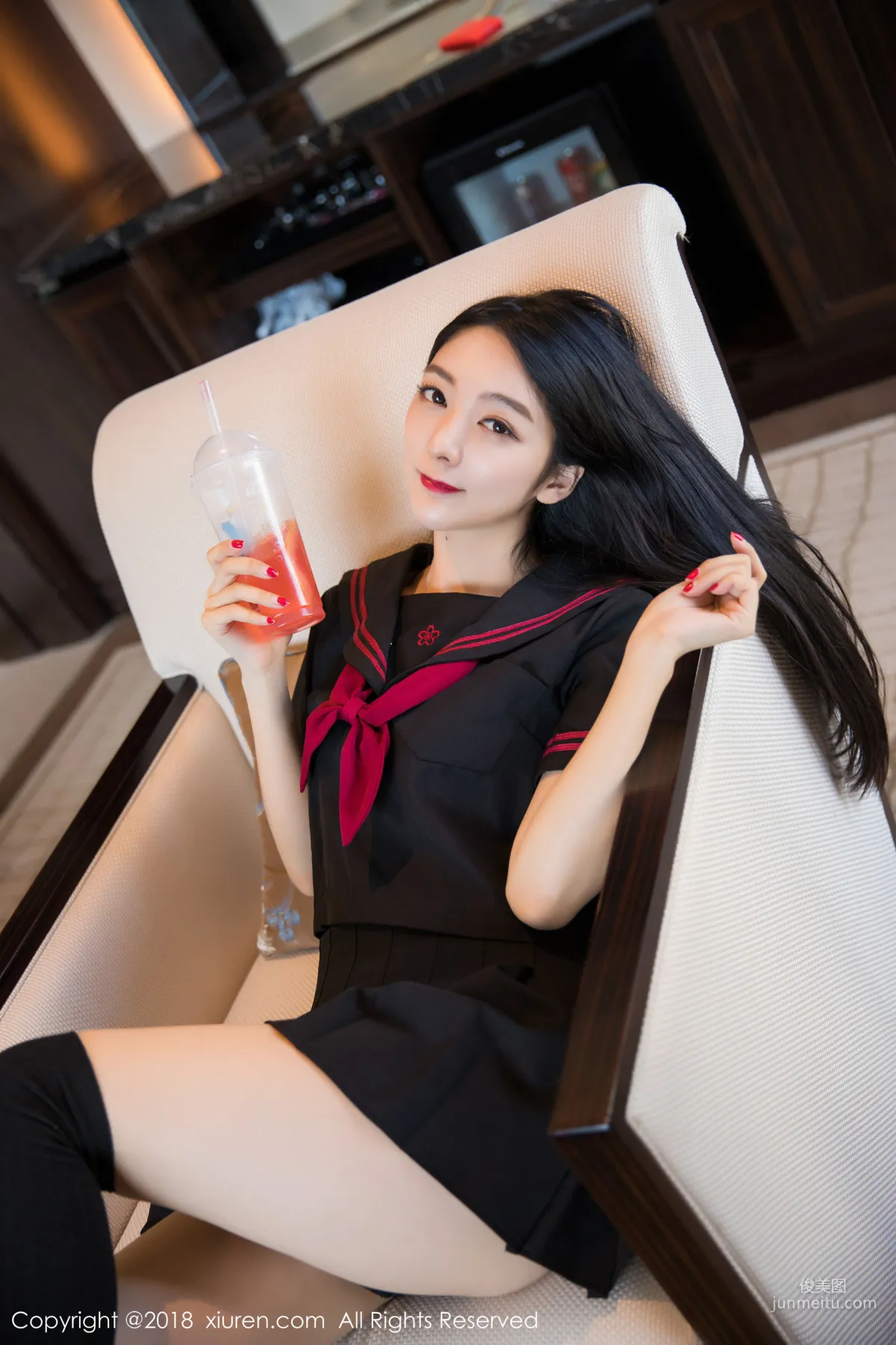 Angela Xiao Reba, Car Shoot Stockings Beautiful Legs [XiuRen] No.1156 Photo Set photo 20