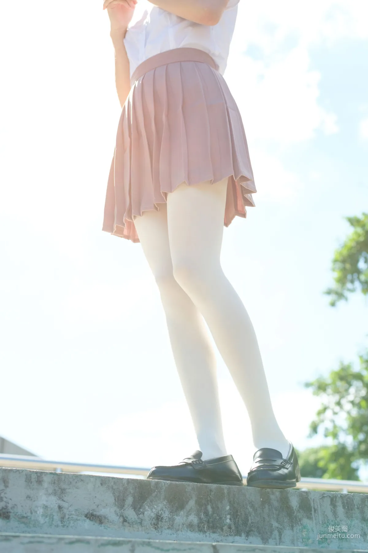 《操场上的白丝》 [森萝财团] R15-030 写真集2