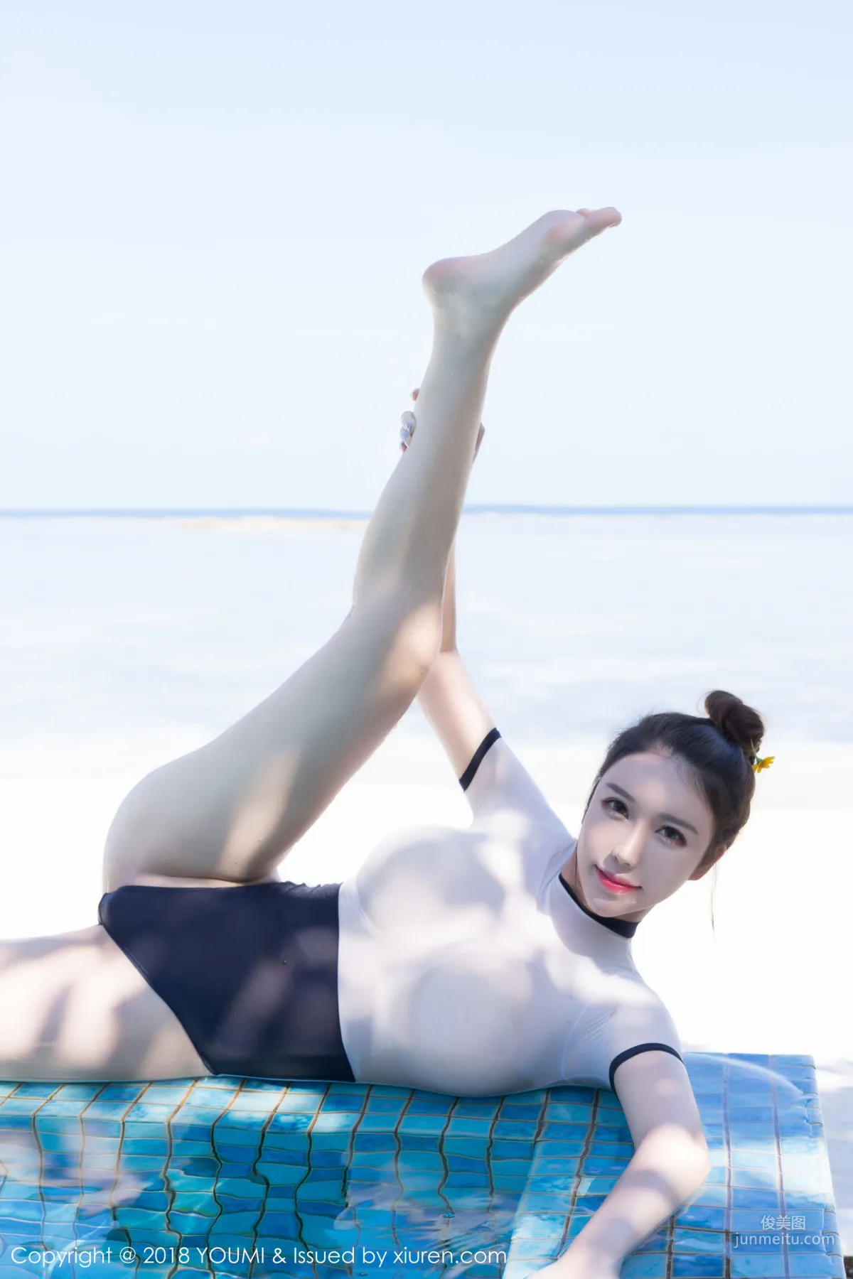 Egg Younisi Pool Wet Body Temptation [YouMi] Vol.215 Photo Set photo 37