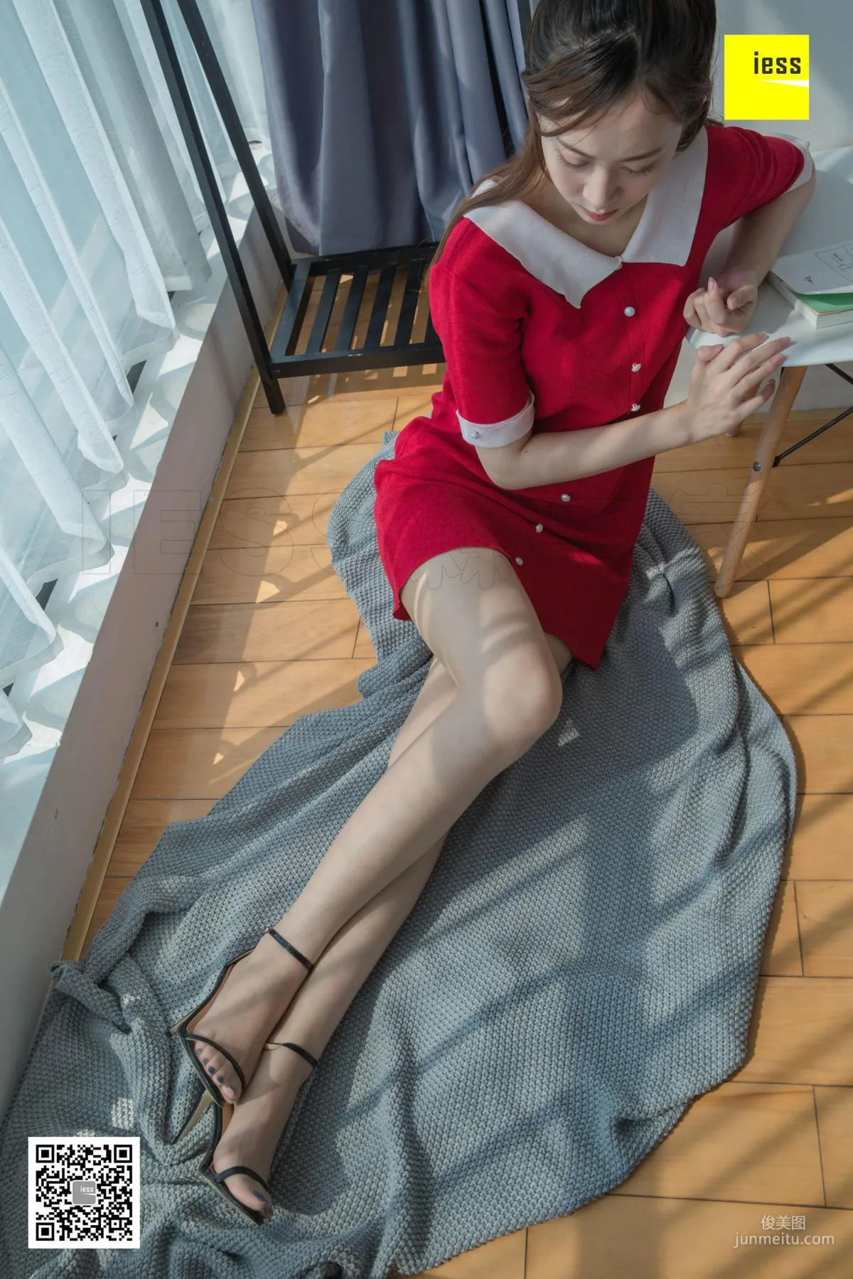 Zi Zi: IESS photo 72