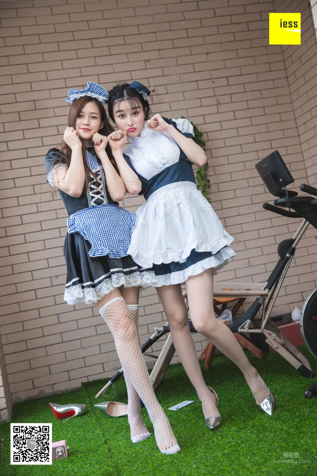 Models Jiumei Mengmeng, Twin Maids 2 [IESS] Photo Set photo 70