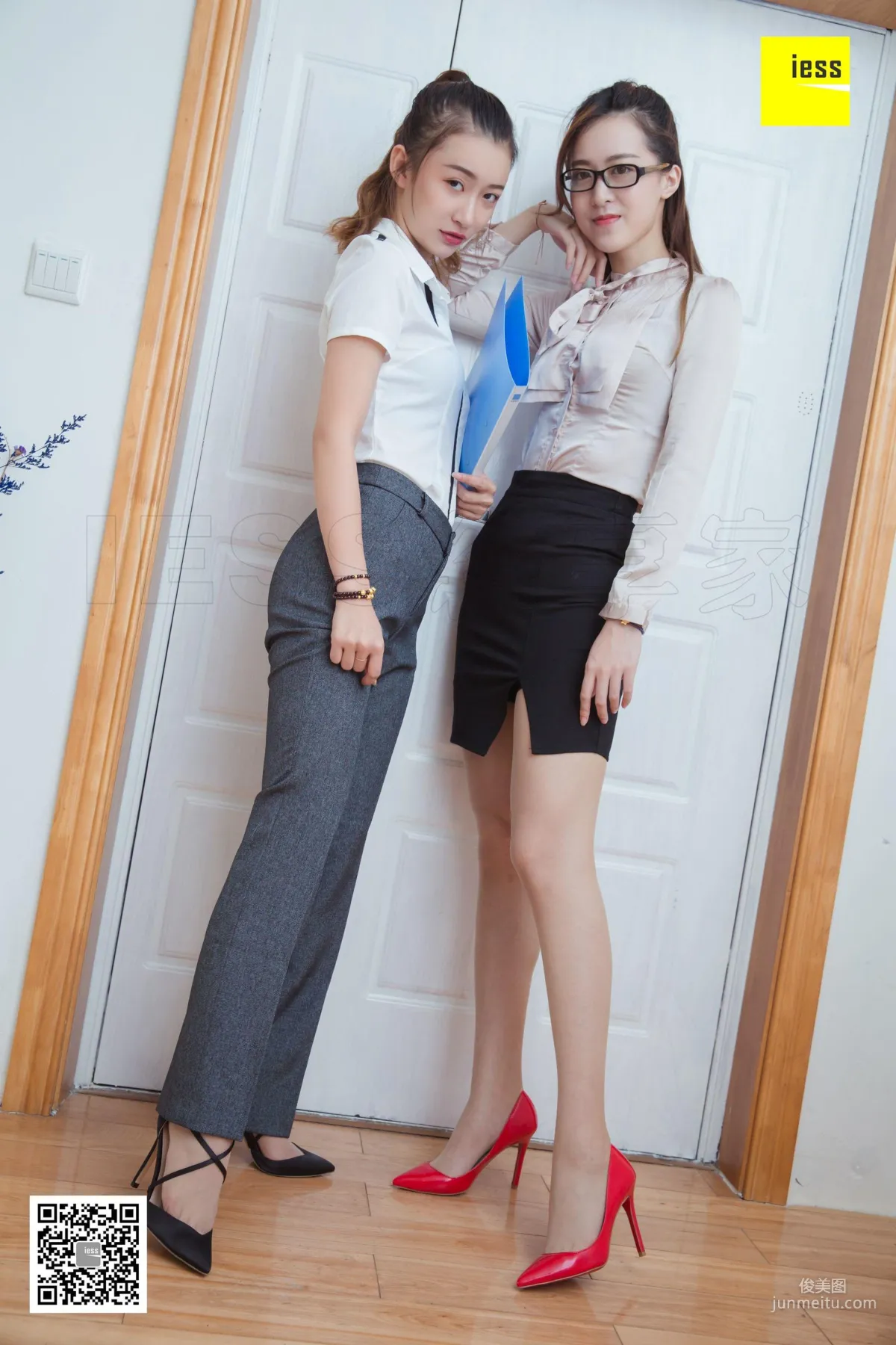 模特秋秋&紫紫 《霸道總裁與女秘書》[異思趣向IESS] 寫真集 78