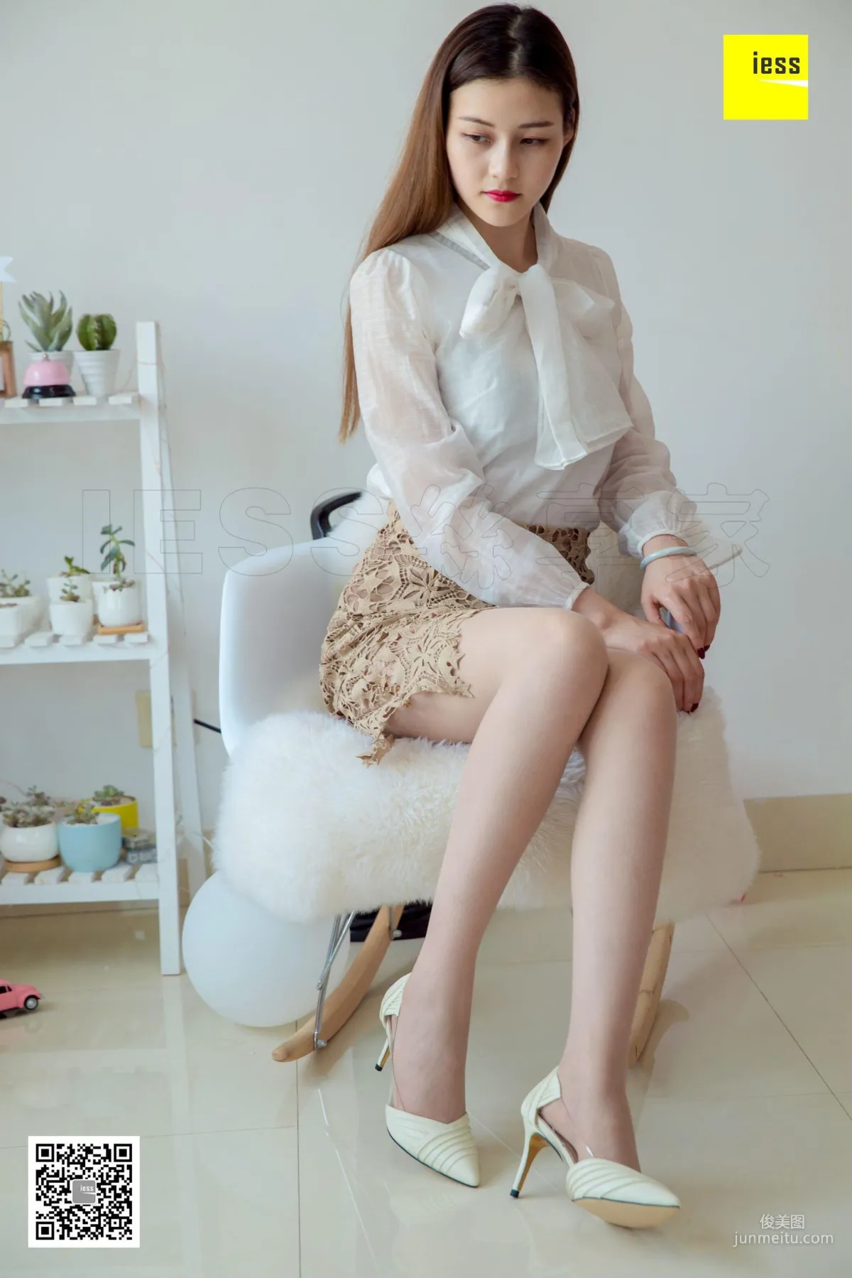 Jiu Mei: IESS photo 14