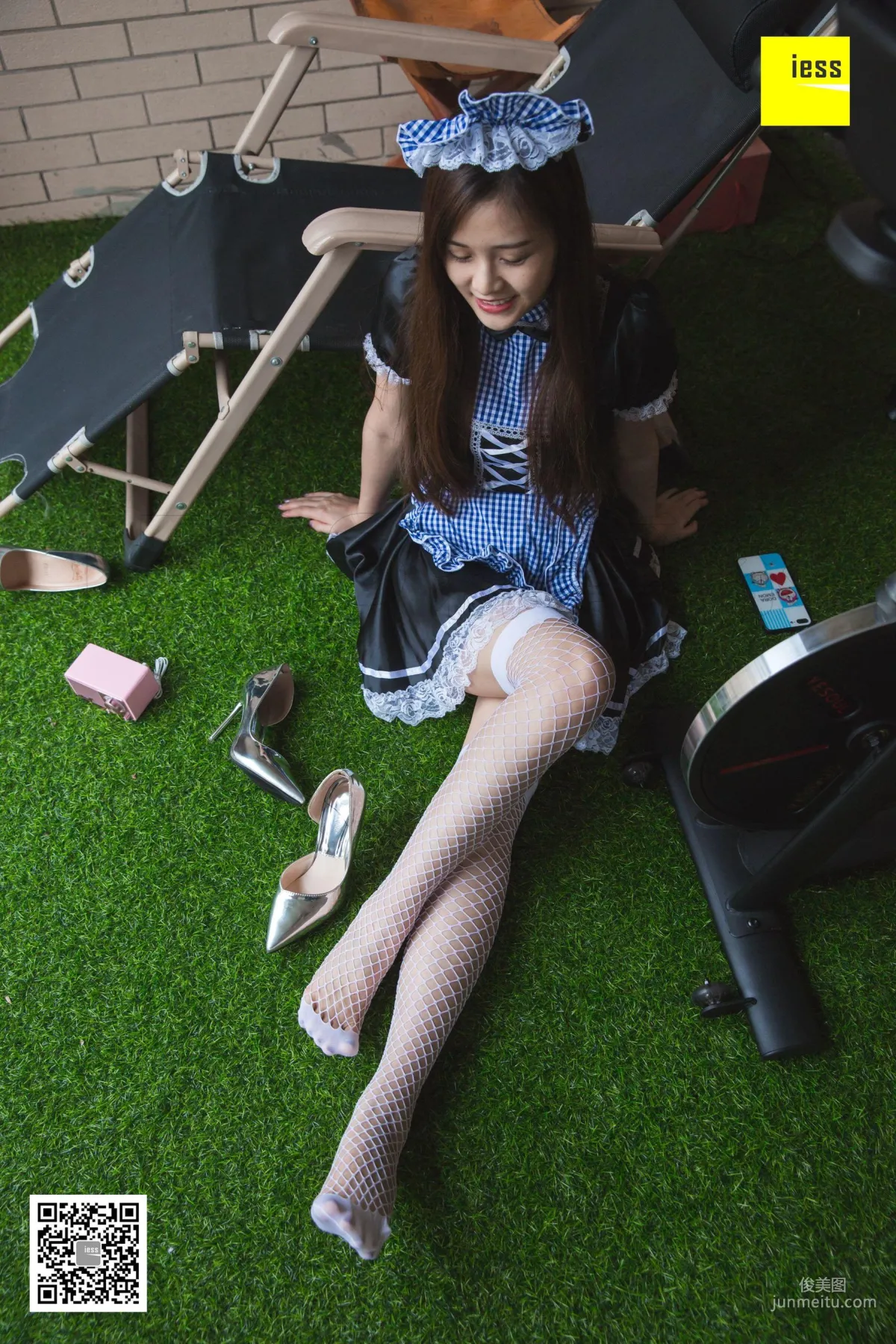 Models Jiumei Mengmeng, Twin Maids 2 [IESS] Photo Set photo 31
