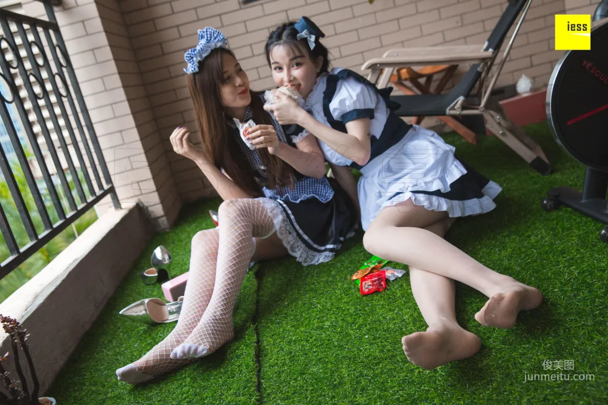 Models Jiumei Mengmeng, Twin Maids 2 [IESS] Photo Set photo 35