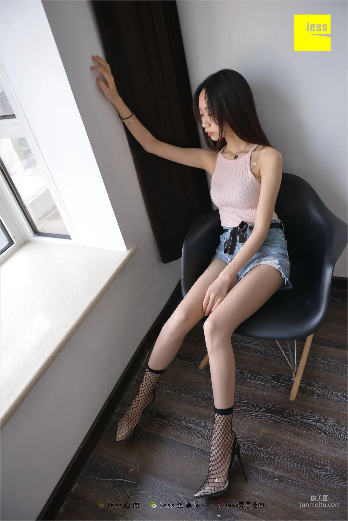 模特美西 《狐狸已成精》[异思趣向IESS] 写真集27