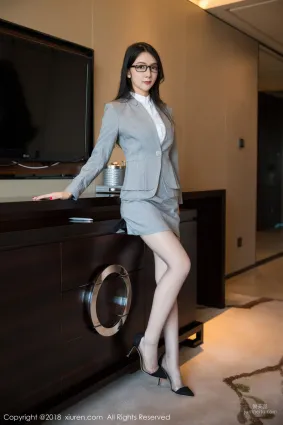 Angela小熱巴《性感OL》上部  [秀人XIUREN] No.1167 寫真集