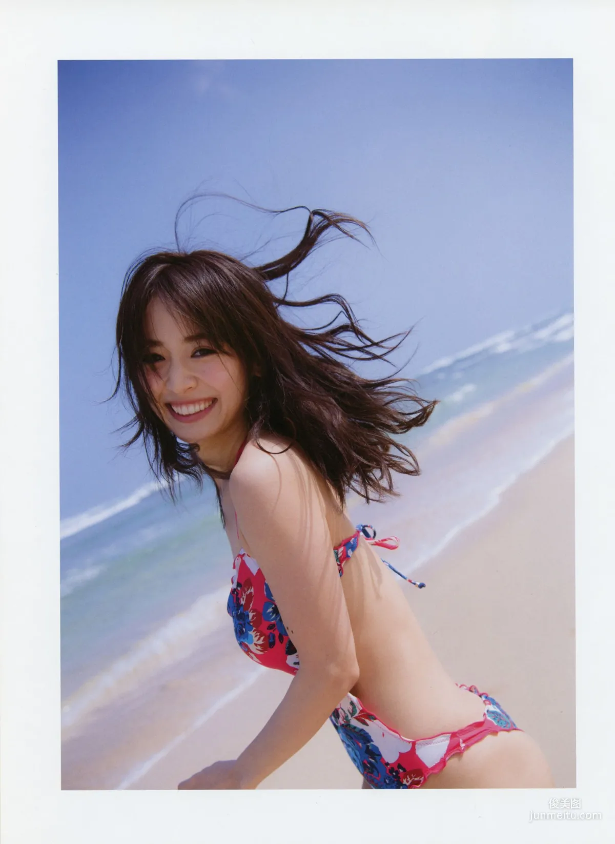 泉裡香 1st Photobook「Rika!」寫真集 37