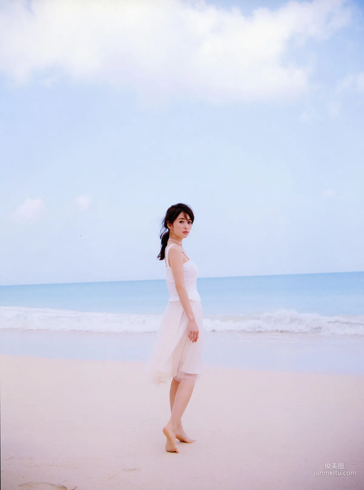 泉裡香 1st Photobook「Rika!」寫真集 97
