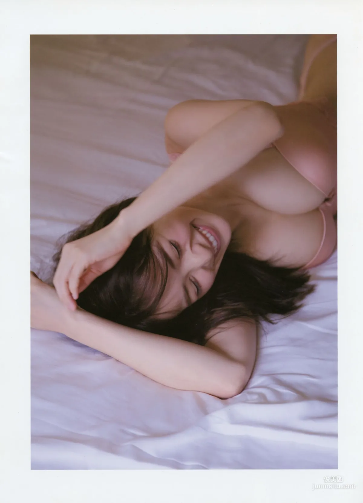 泉裡香 1st Photobook「Rika!」寫真集 78