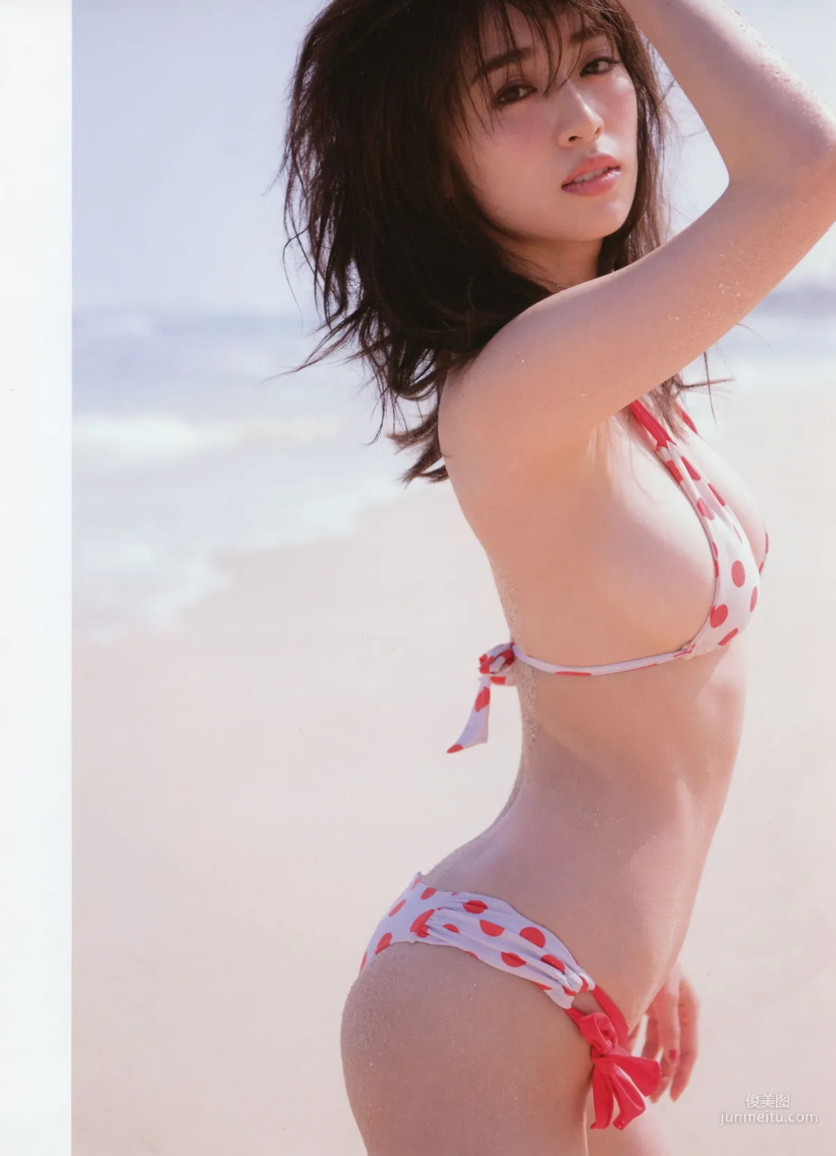 泉裡香 1st Photobook「Rika!」寫真集 34