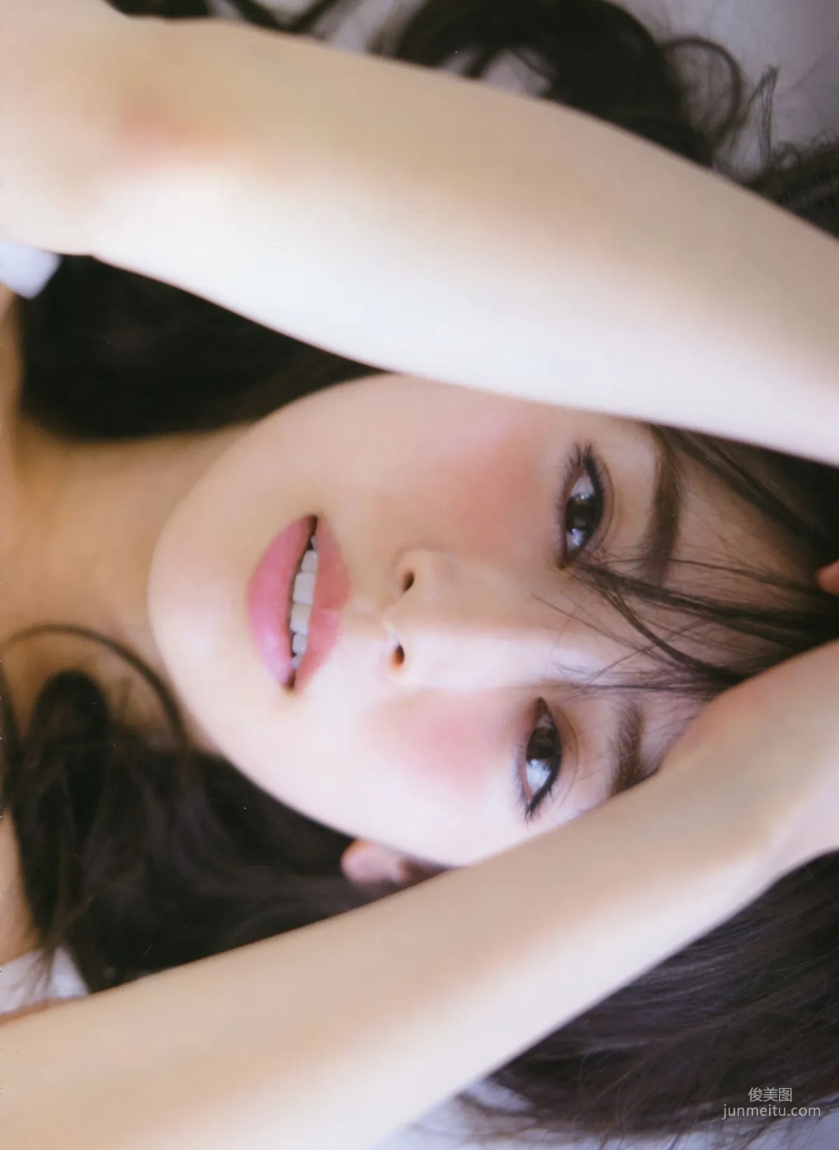 泉裡香 1st Photobook「Rika!」寫真集 74