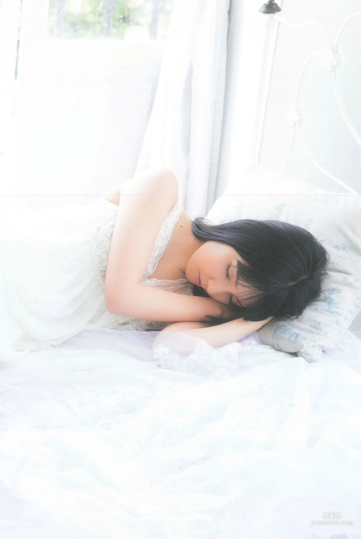 Sayumi Michishige 'DREAM' Photo Set photo 4