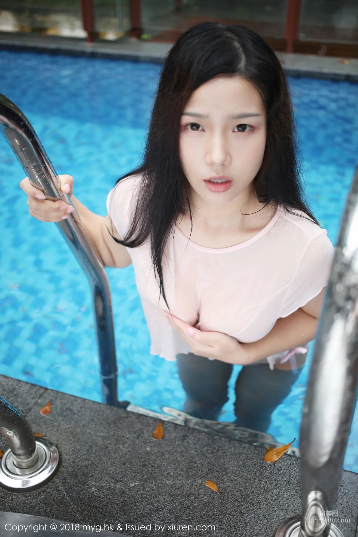 Xu Weiwei mia《Plump Big Bust + Round Beautiful Curves Wet Body Temptation》 [MyGirl] Vol.318 Photo Set photo 8