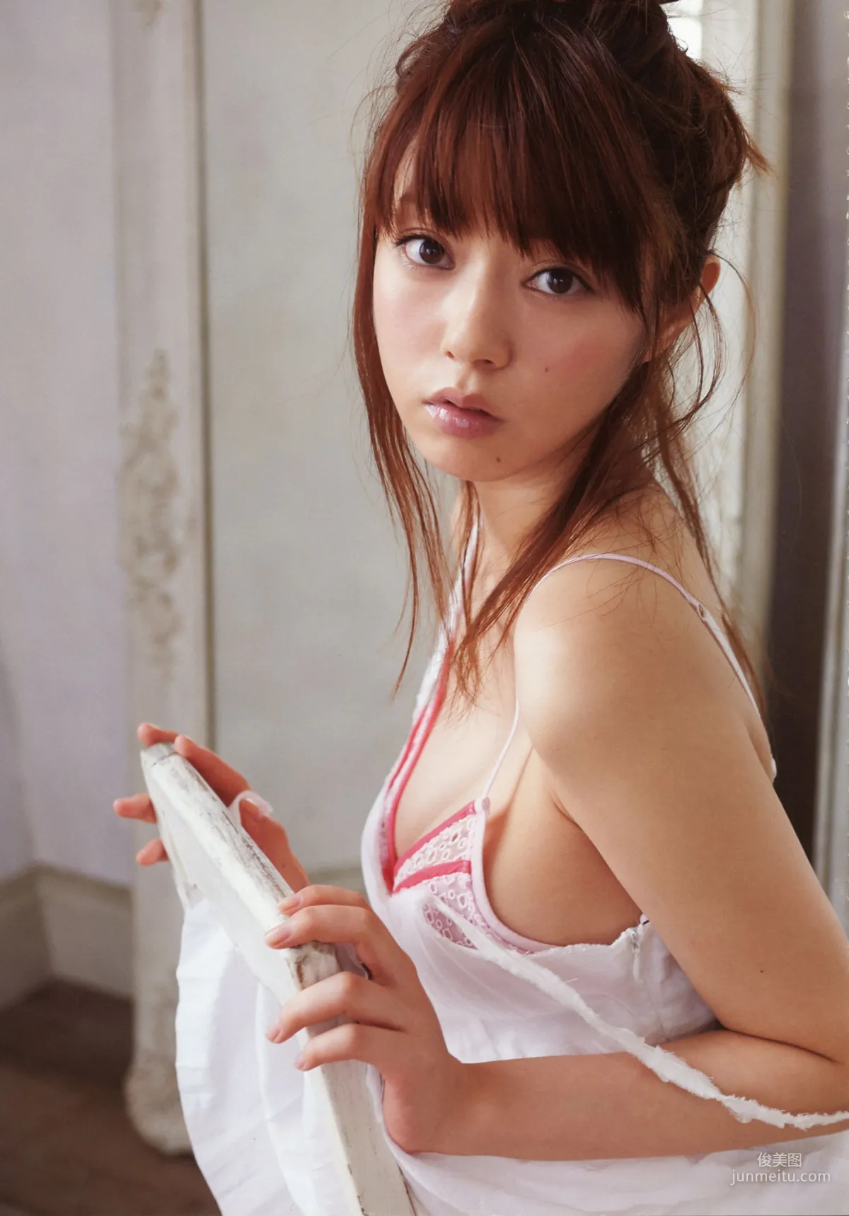 芳賀優里亜 Yuria Haga 「赤×ピンク」写真集 10