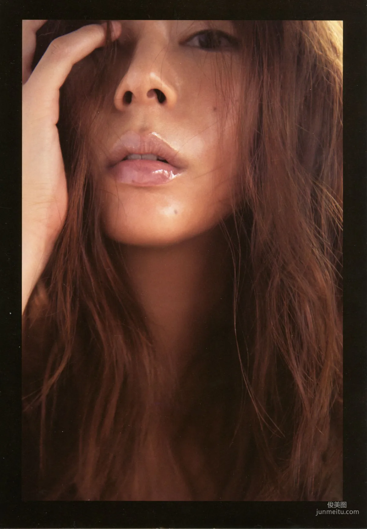 芳賀優里亜 Yuria Haga 「赤×ピンク」写真集 6