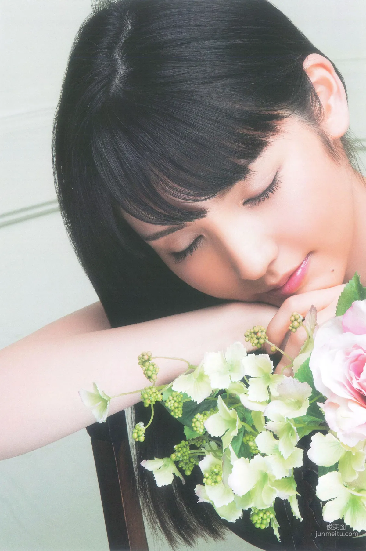 Sayumi Michishige 'DREAM' Photo Set photo 137