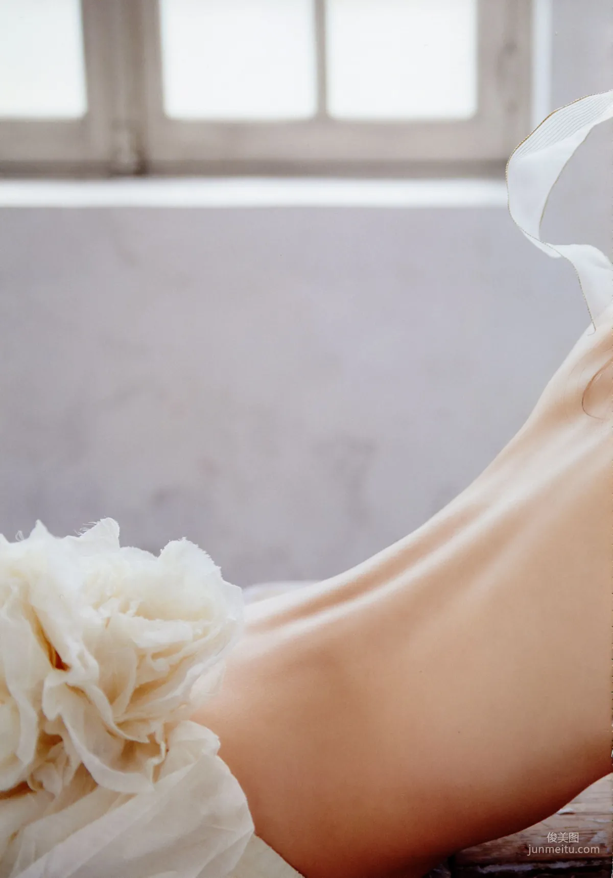 芳賀優里亜 Yuria Haga 「赤×ピンク」写真集 61