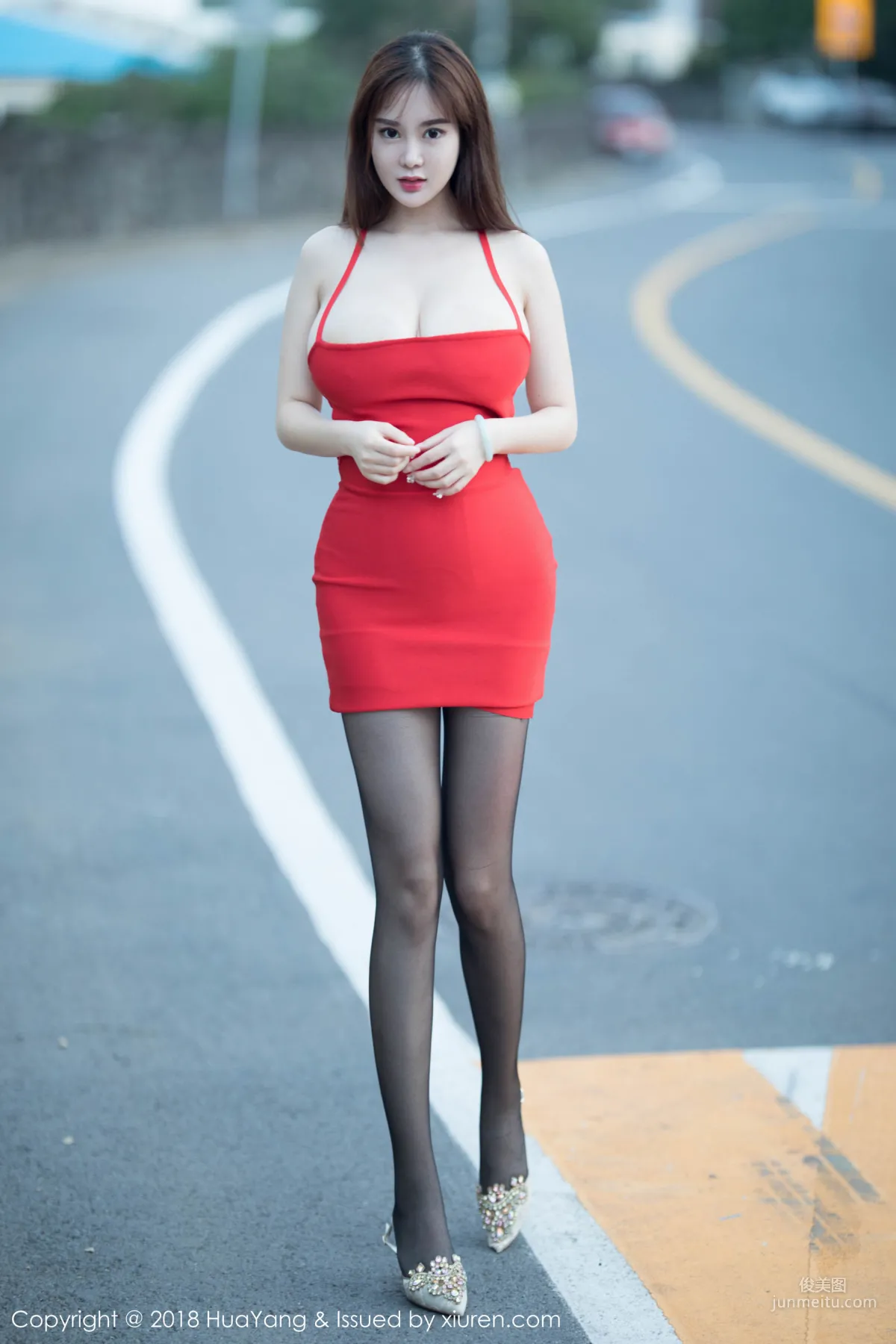 Yi Yang Silvia, Suffocating Screen-Dominating Temptation [HuaYang] Vol.080 Photo Set photo 27