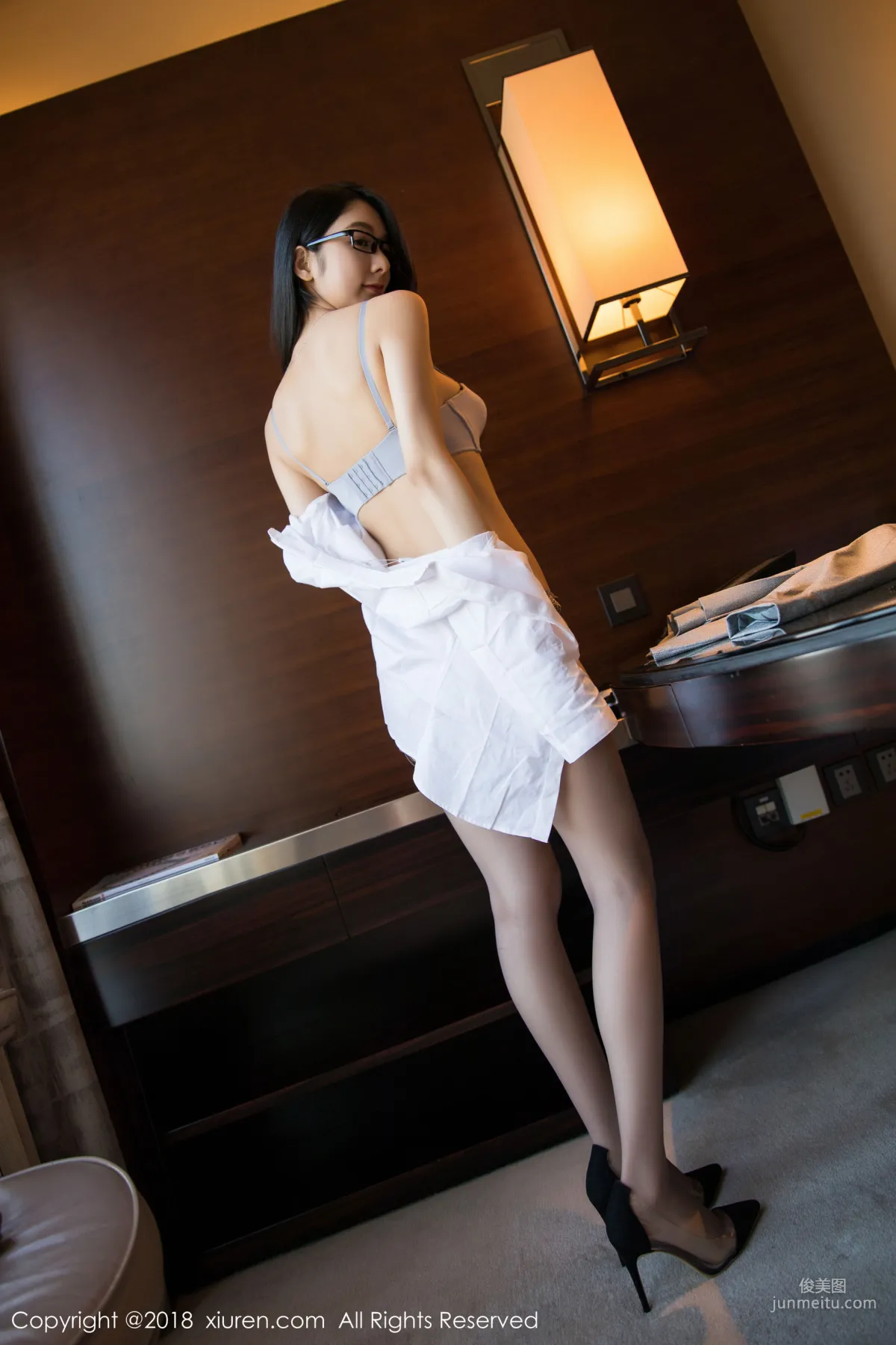 Angela Xiao Reba "Sexy OL" Part Two [XiuRen] No.1172 Photo Set photo 32