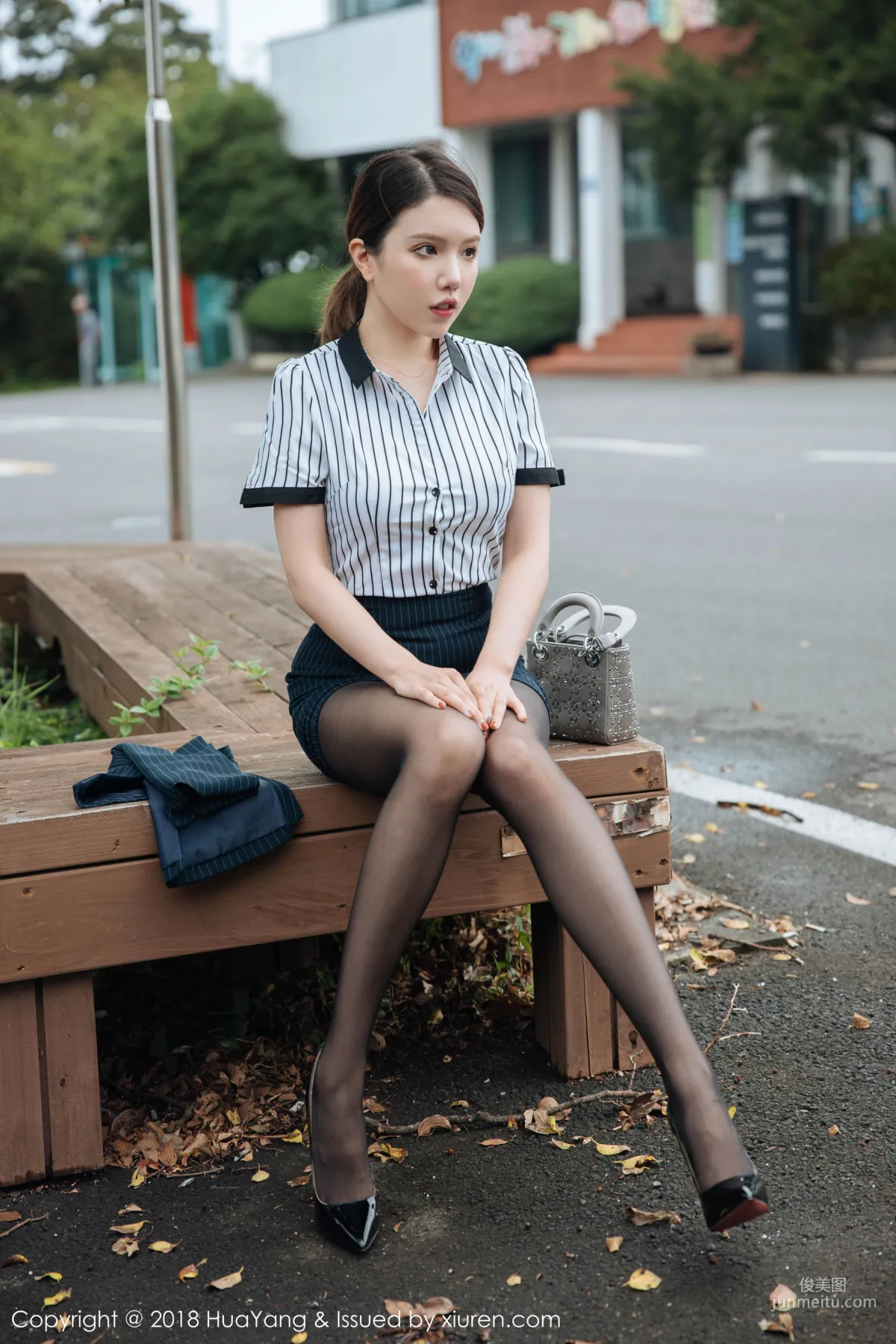 Huang Leran Black Stockings Temptation Splendid Presentation [HuaYang] Vol.087 Photo Set photo 60