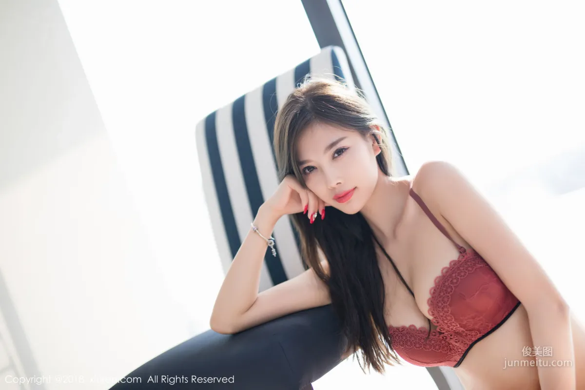Yang Chenchen sugar Elegant Qipao and Beautiful Legs [XiuRen] No.1196 Photo Set photo 44