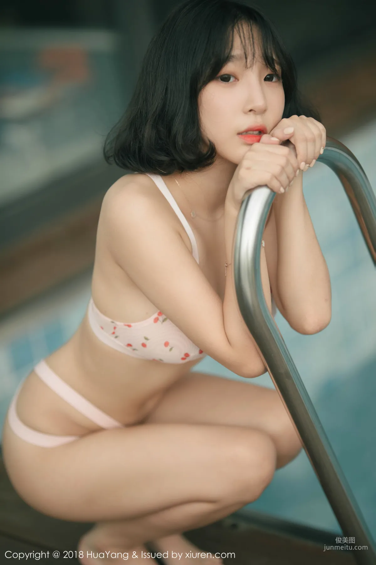 模特_卿卿《韓國妹子》 [花漾HuaYang] Vol.085 寫真集 33