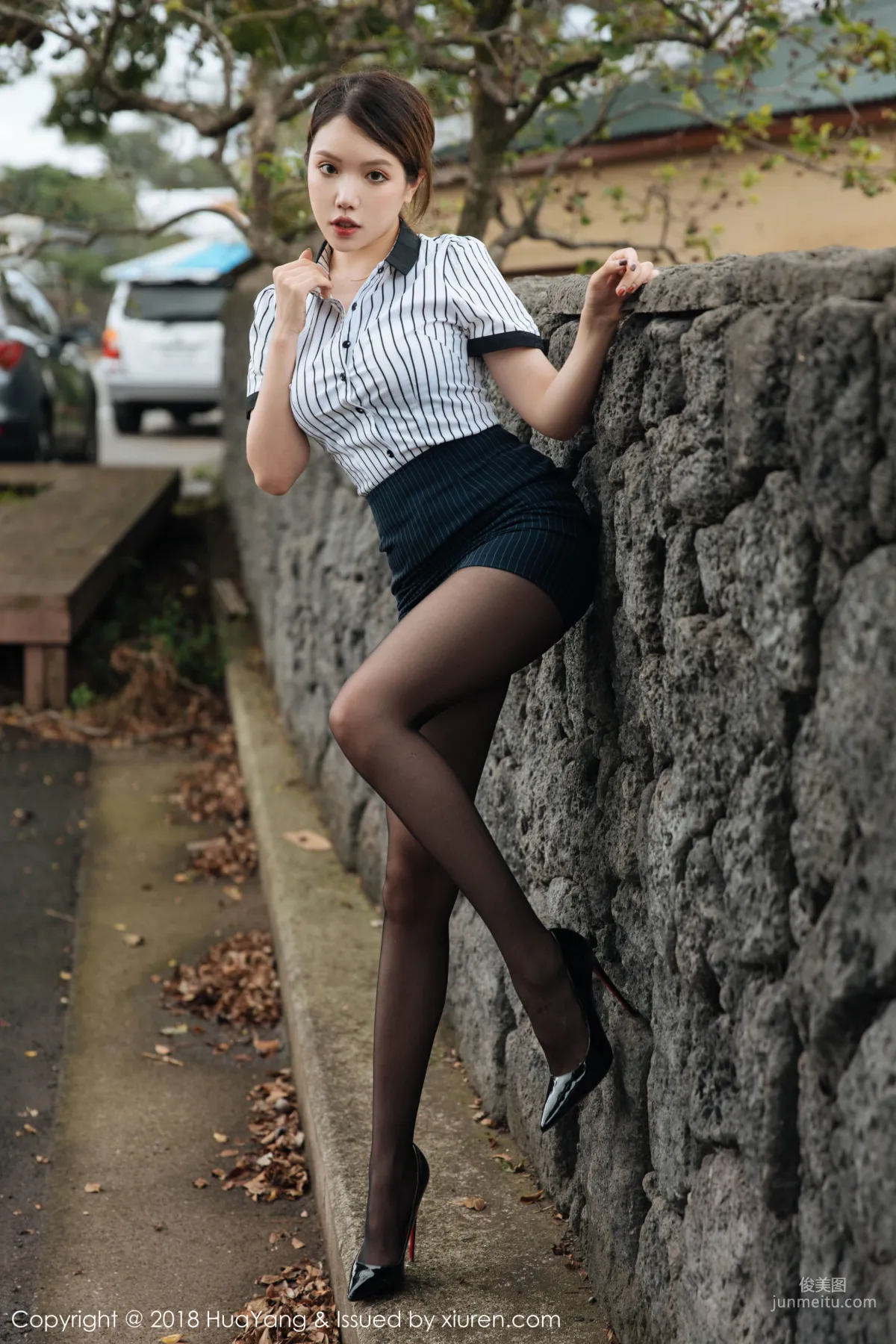 Huang Leran Black Stockings Temptation Splendid Presentation [HuaYang] Vol.087 Photo Set photo 66