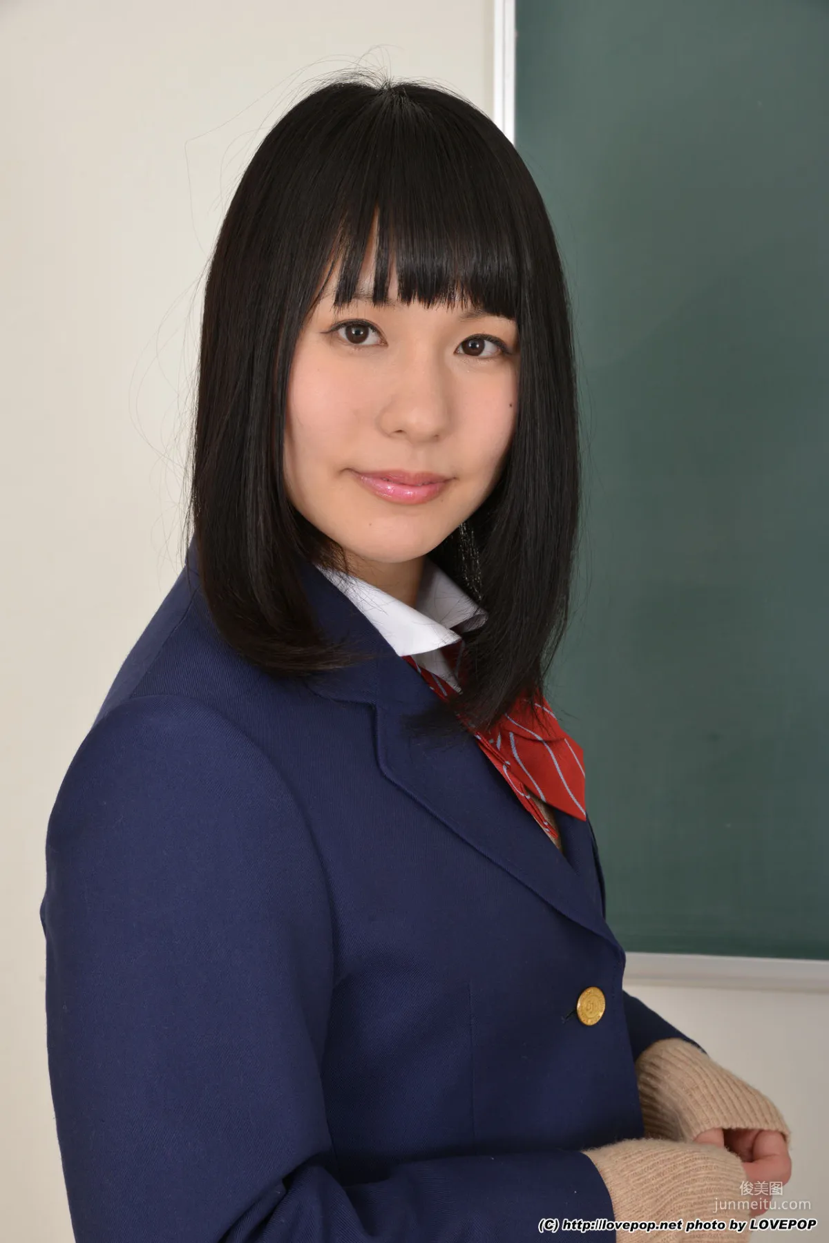 Izumi Imamiya, spilling breasts! blazer - PPV [LovePop] Photo Set photo 6