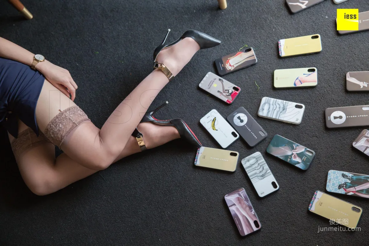 Model Qiuqiu, Qiuqiu Phone Case Show Off Wealth Fall [IESS] Photo Set photo 76