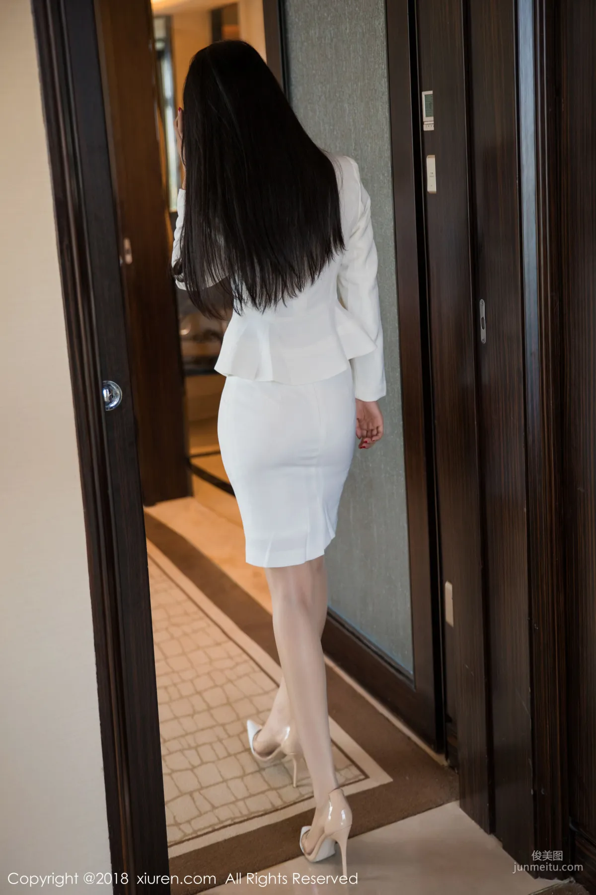 Angela Xiao Reba, Sexy Secretary OL [XiuRen] No.1209 Photo Set photo 8