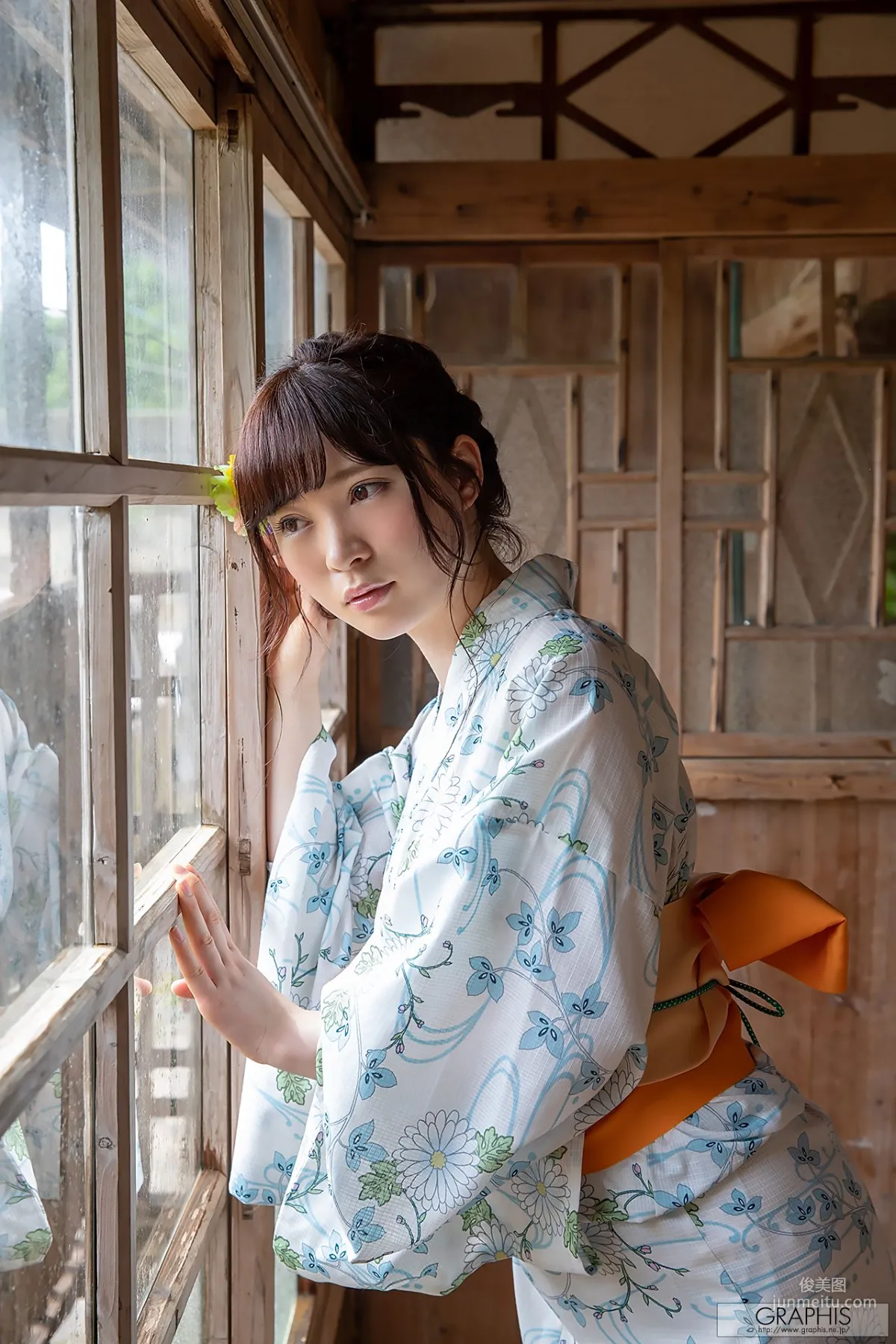 Towa Satsuki, ETERNAL MOON [Graphis] Gals435 Photo Set photo 37