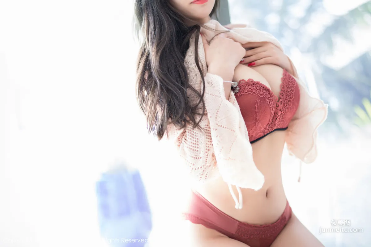 Yang Chenchen sugar Elegant Qipao and Beautiful Legs [XiuRen] No.1196 Photo Set photo 31