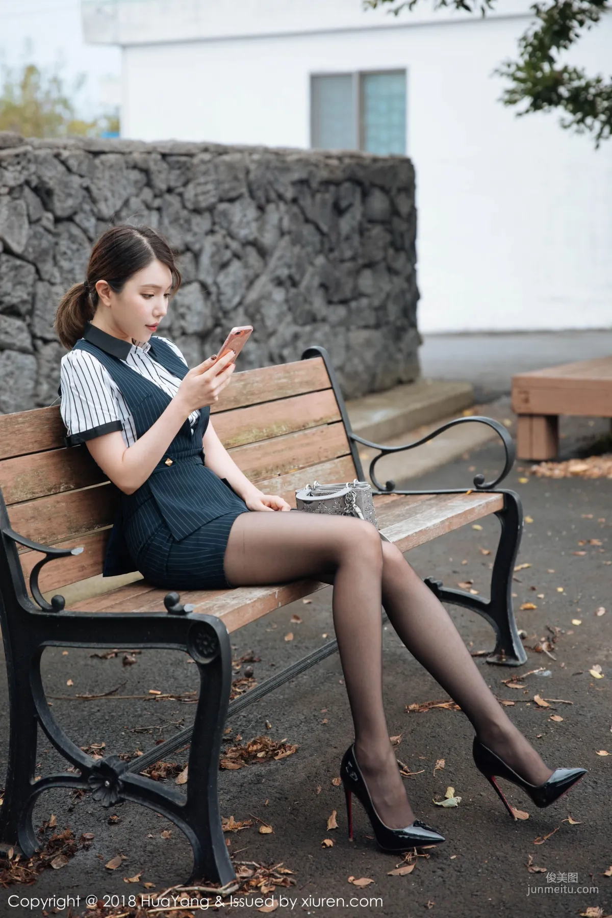 Huang Leran Black Stockings Temptation Splendid Presentation [HuaYang] Vol.087 Photo Set photo 26