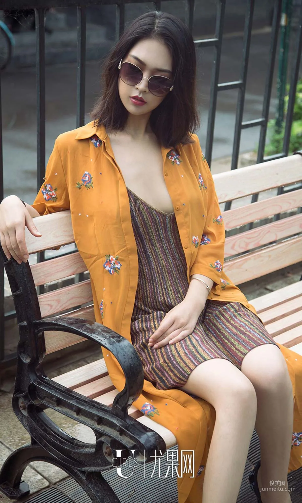 Qiu Qiu "Unforgettable November" [Ugirls App Ai You Wu] No.1291 Photo Set photo 11