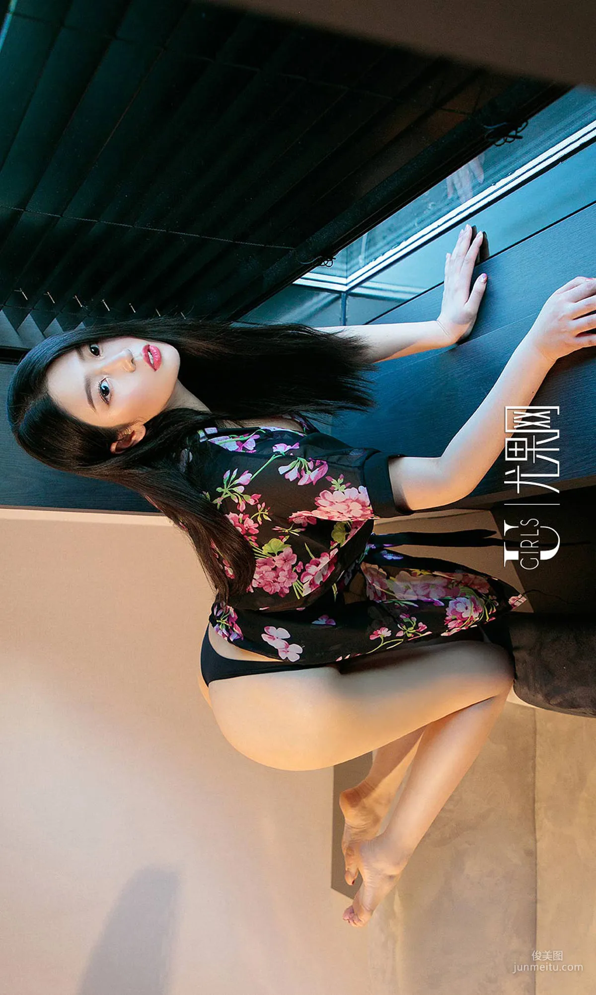 鐘晴《一見鐘情》 [尤果圈愛尤物] No.1278 寫真集 25