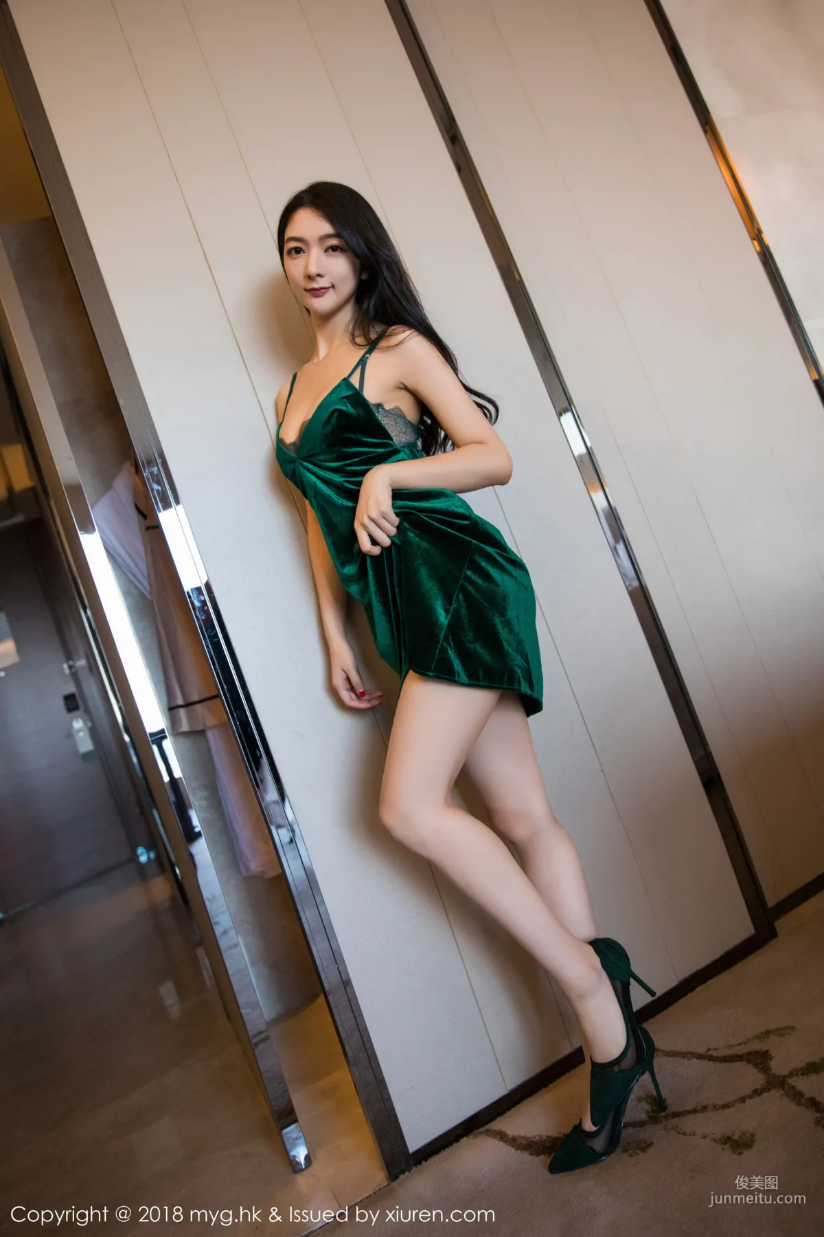 Angela Xiao Reba 'Sexy Lingerie Beautiful Legs Special' [XiuRen] No.1201 Photo Set photo 14