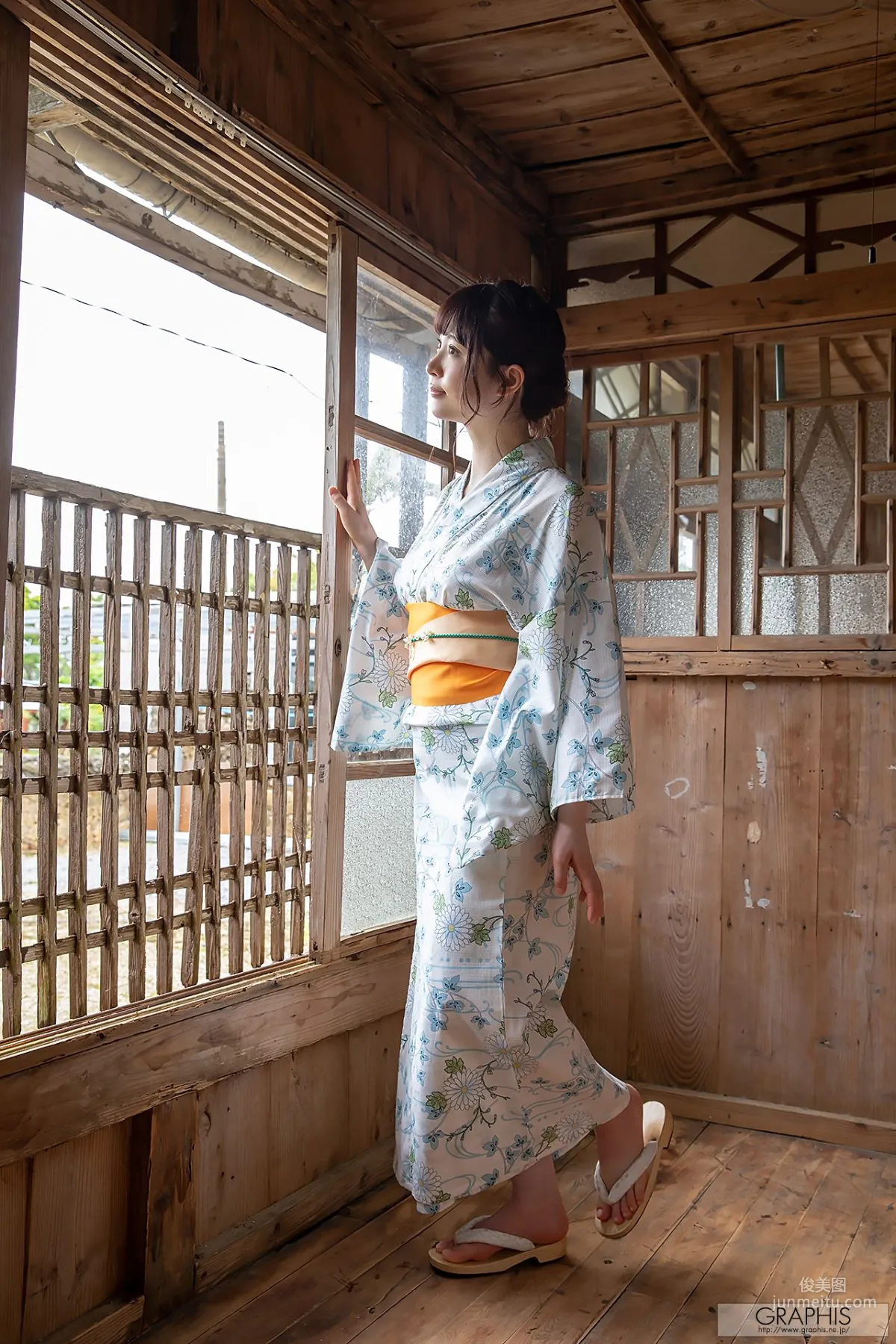Towa Satsuki, ETERNAL MOON [Graphis] Gals435 Photo Set photo 36