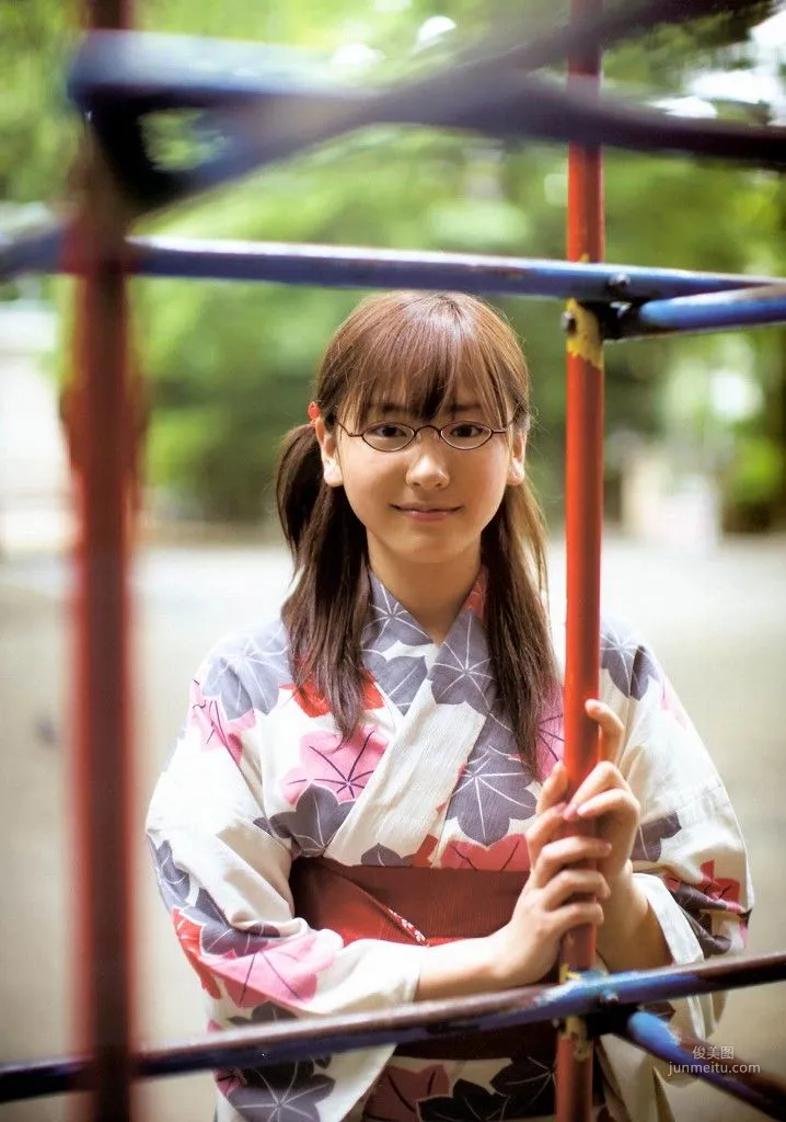 Yui Aragaki: Web Idols photo 4