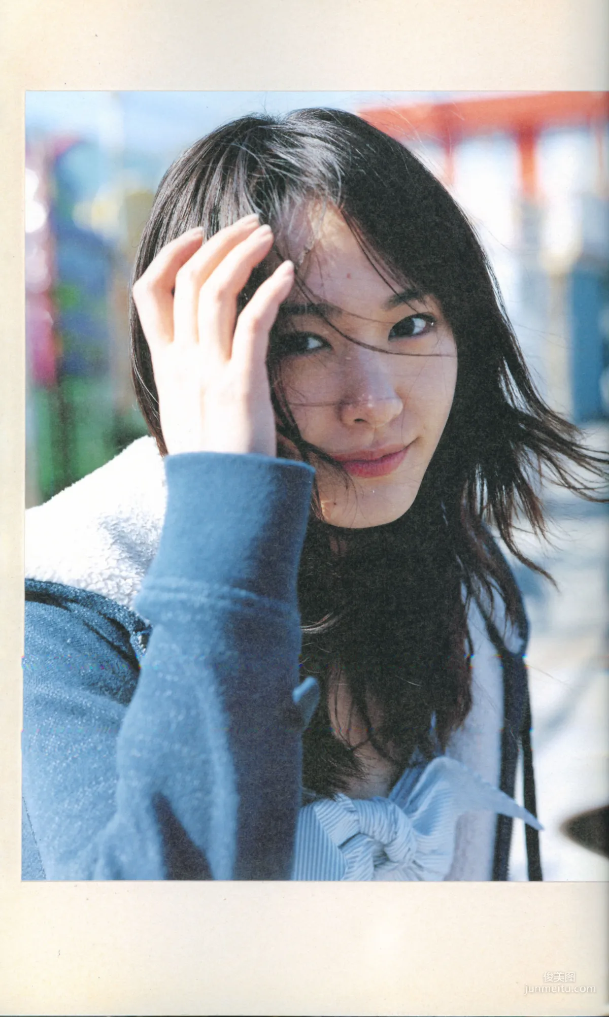 Yui Aragaki Monthly Special Photo Compilation photo 60